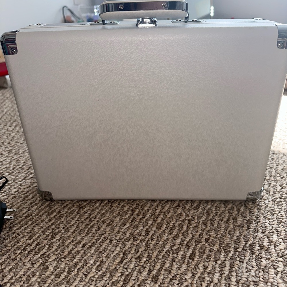 White Crosley good as new